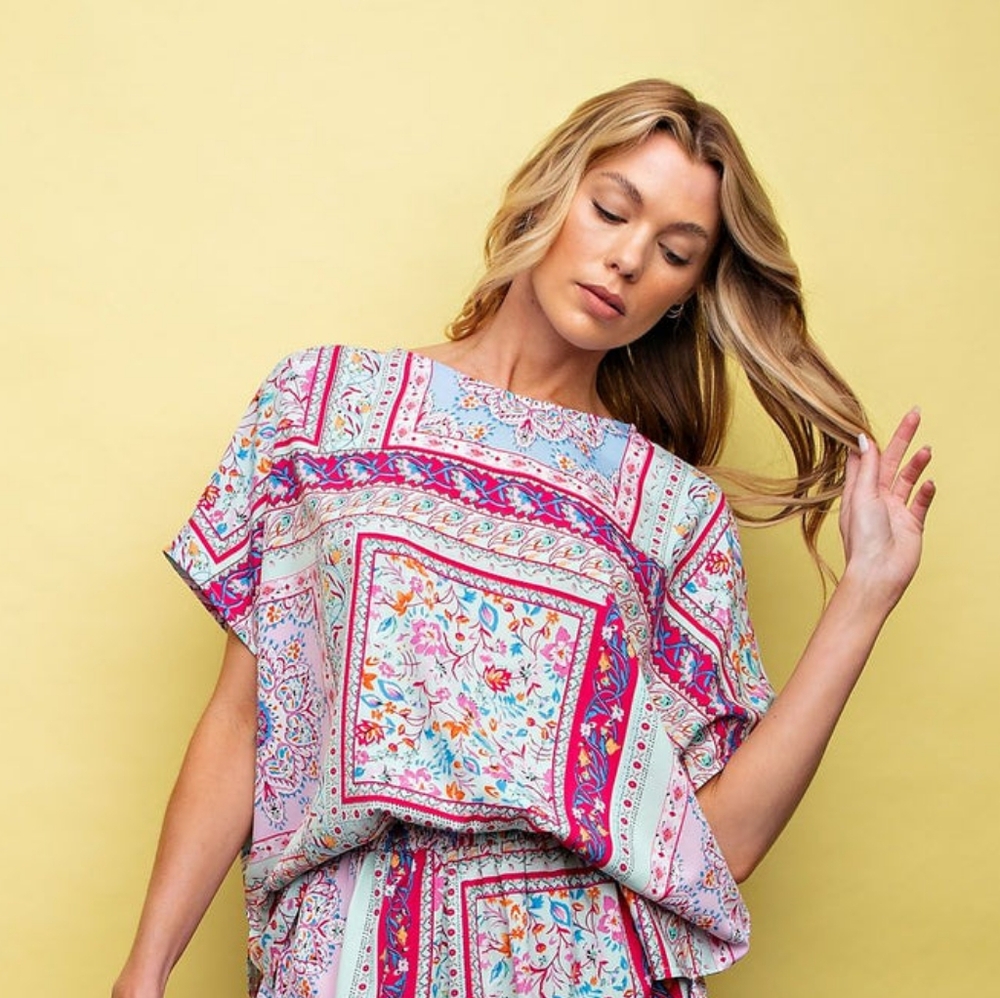Easel Multicolor Floral Blouse